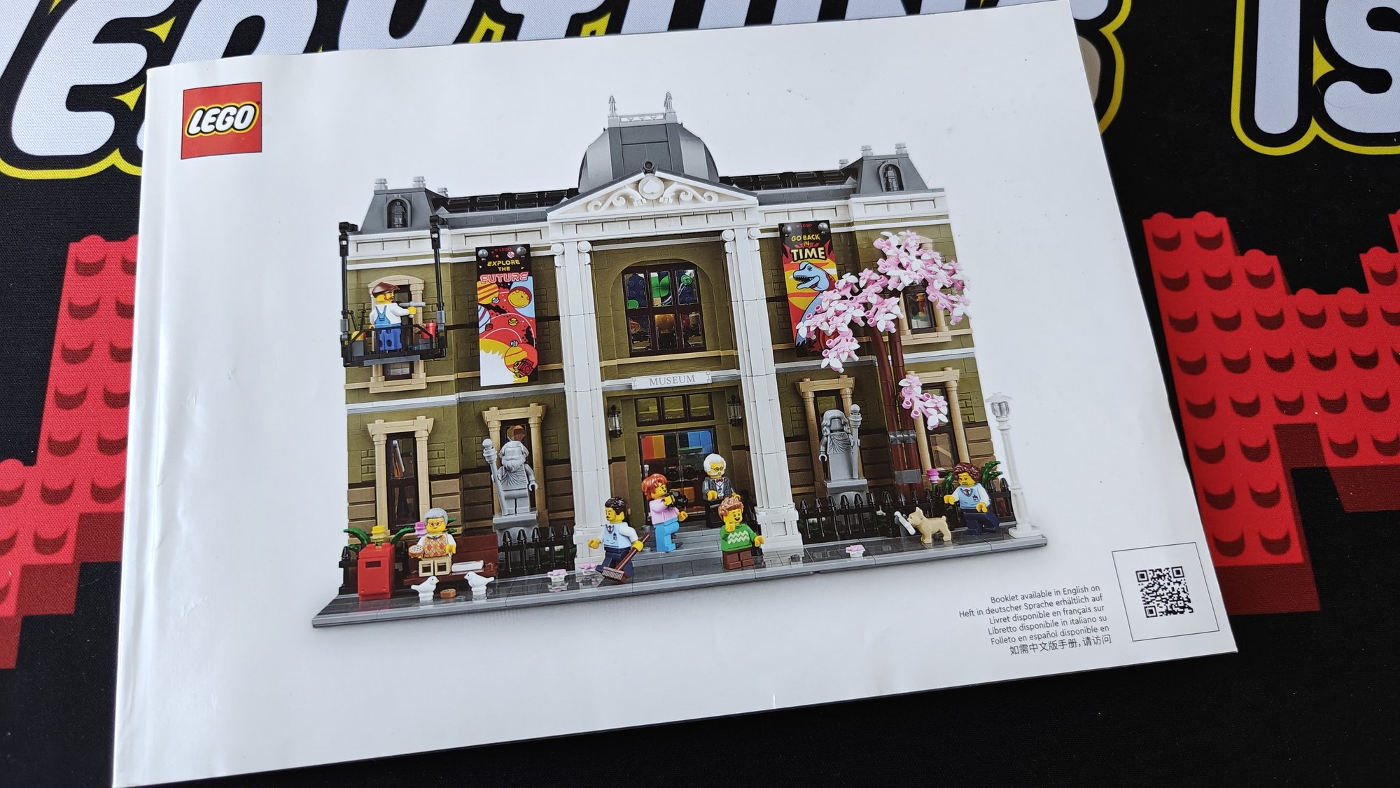 Foto del folleto número 10326 con el nombre Natural History Museum (Museo de Historia Natural)