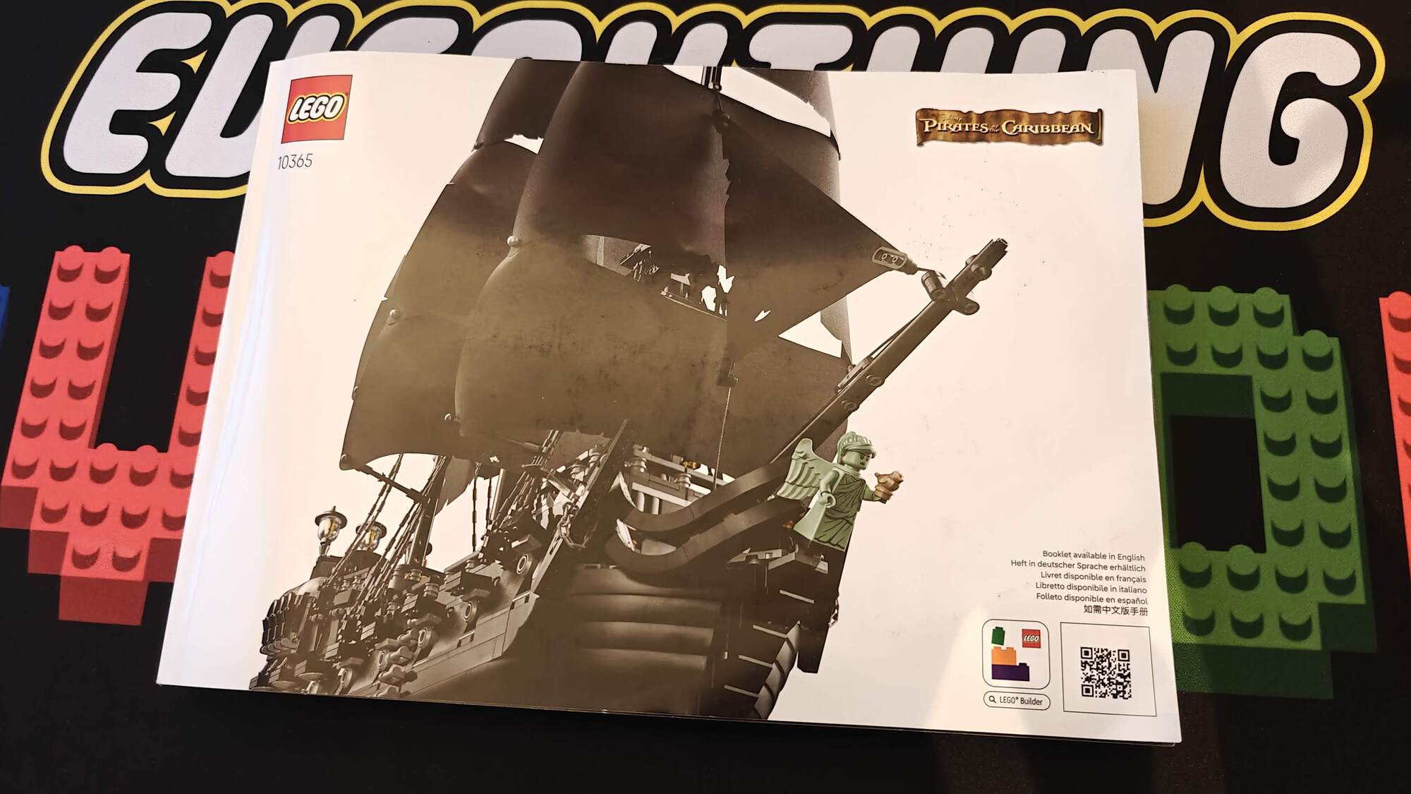 Photo of booklet number 10365 with name Captain Jack Sparrow's Pirate Ship