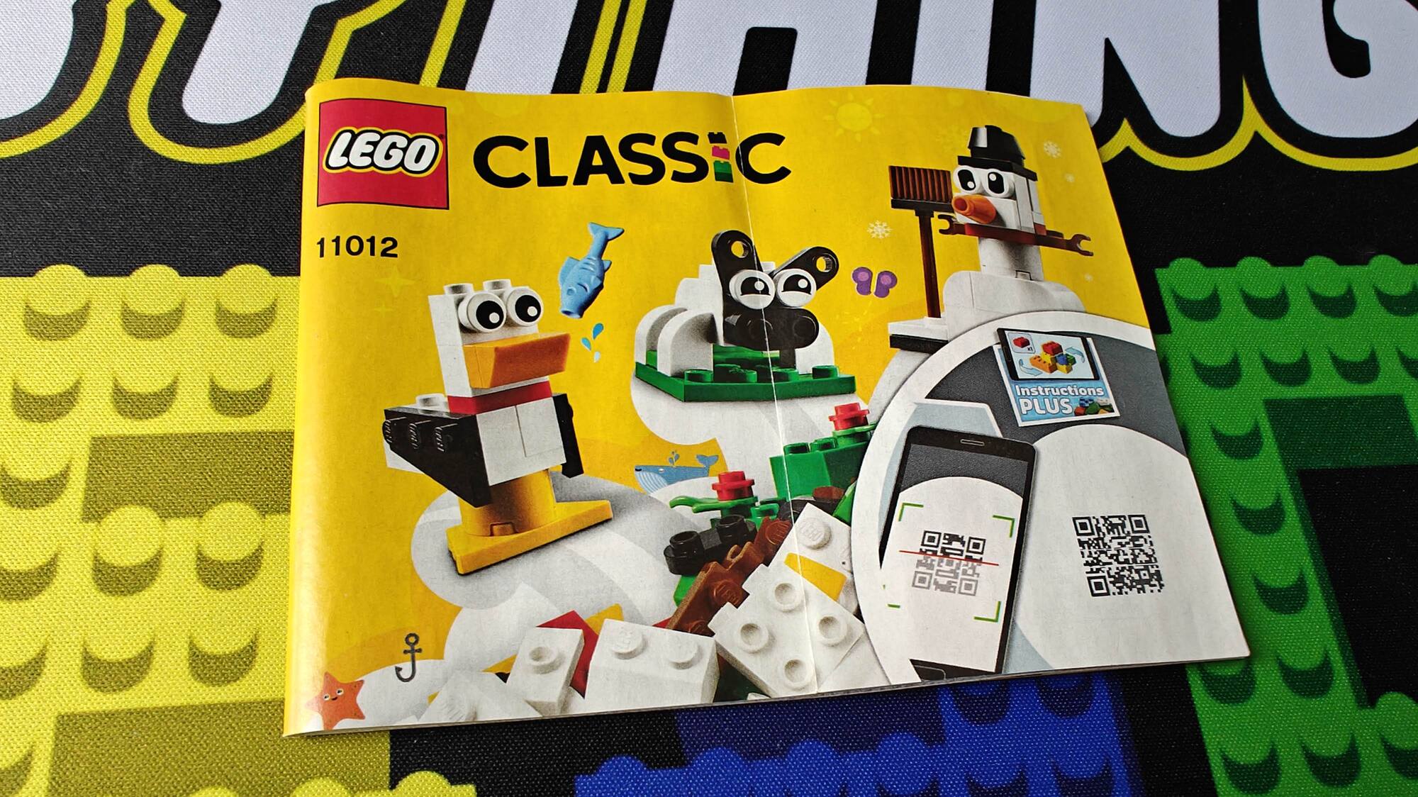 Foto del libretto numero 11012 con il nome Creative White Bricks (Mattoni Bianchi Creativi)