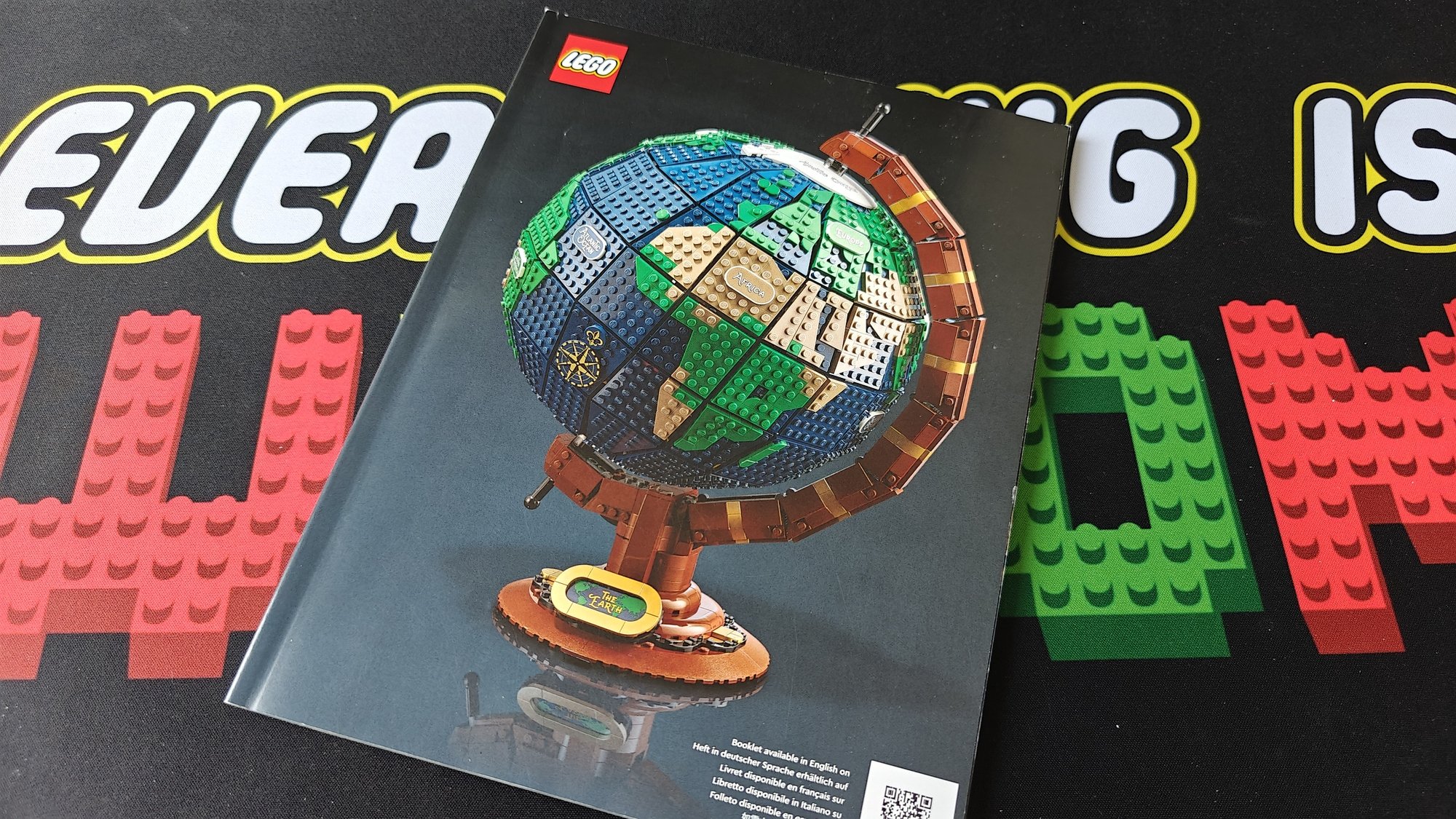 Photo of booklet number 21332 with name The Globe