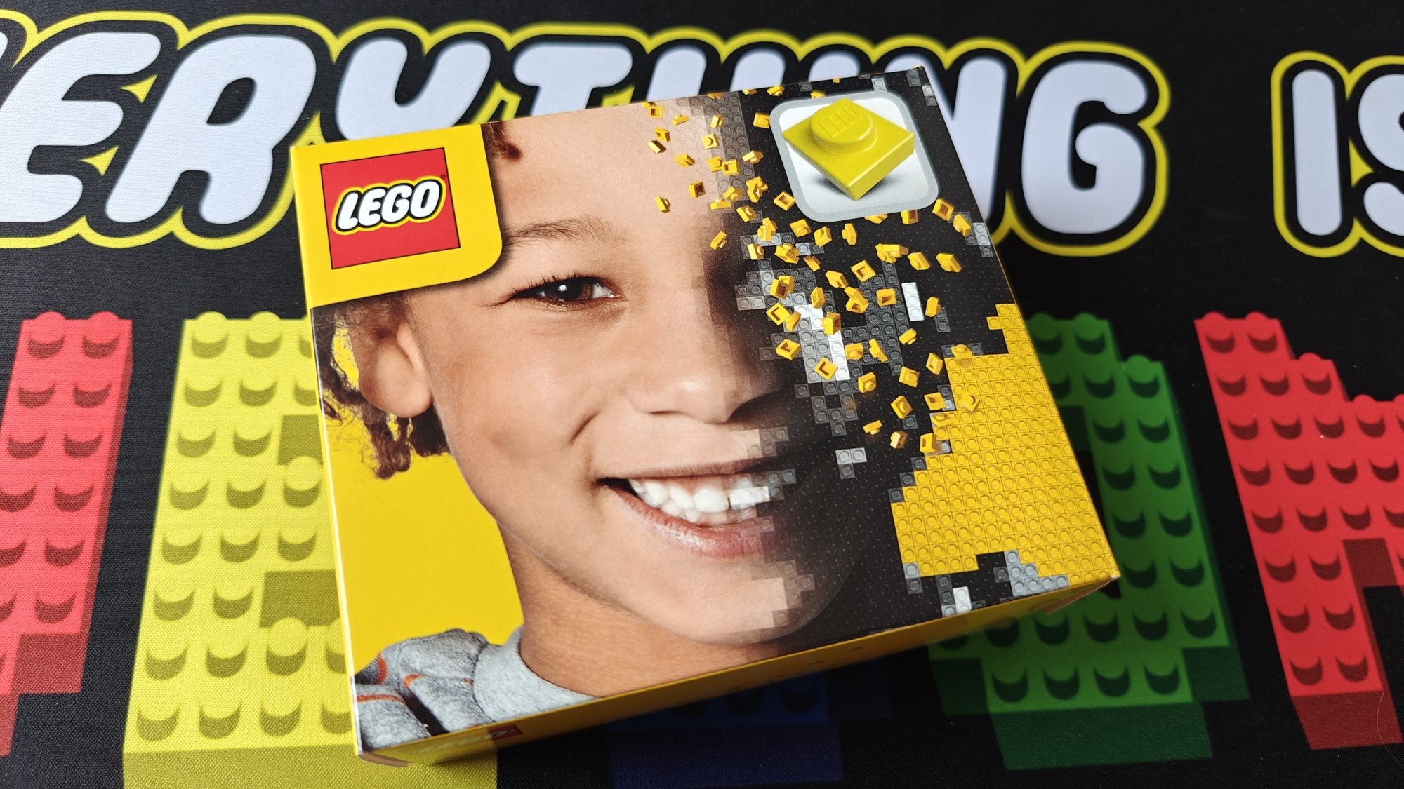 Photo of booklet number 40179 with name Personalised Mosaic Portrait