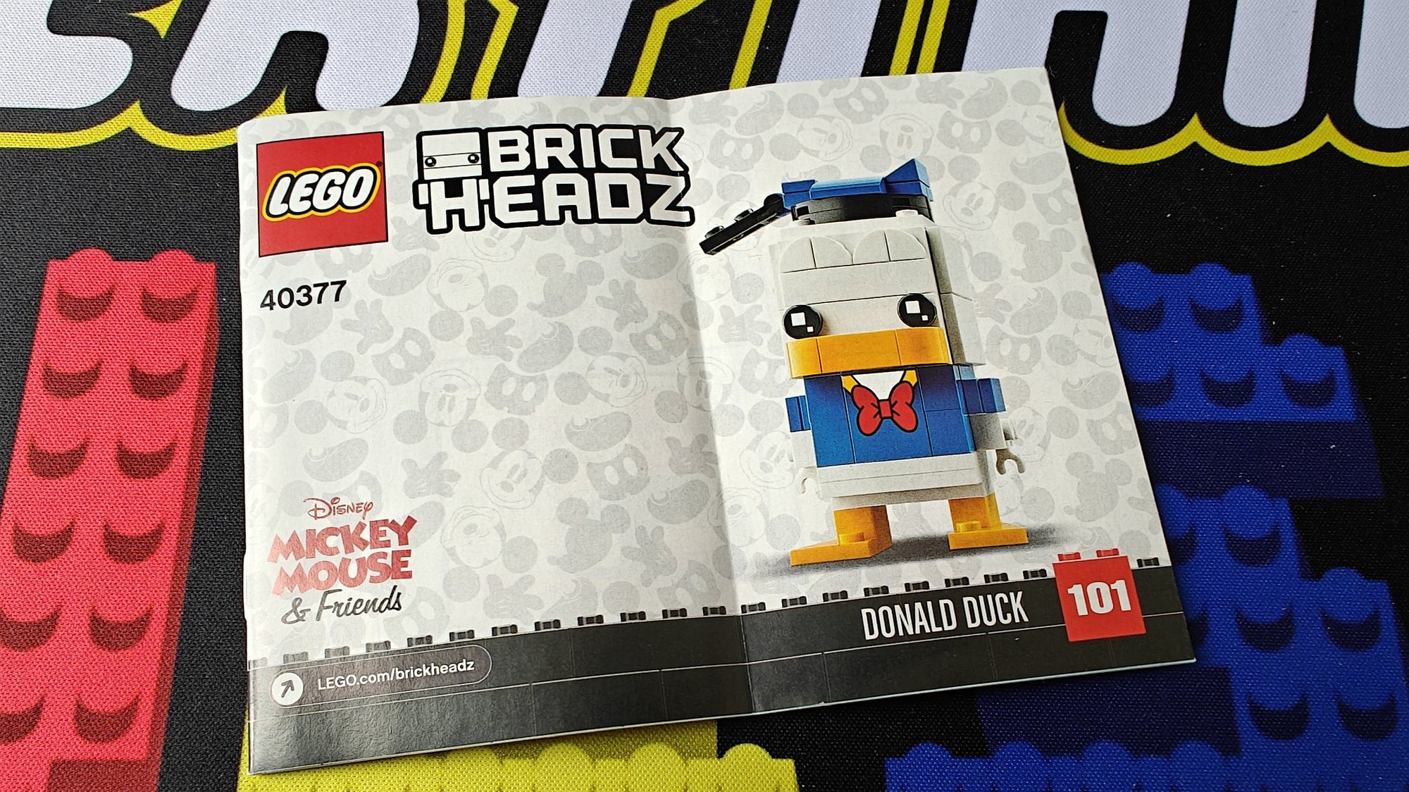 Foto del libretto numero 40377 con il nome Donald Duck (Paperino)