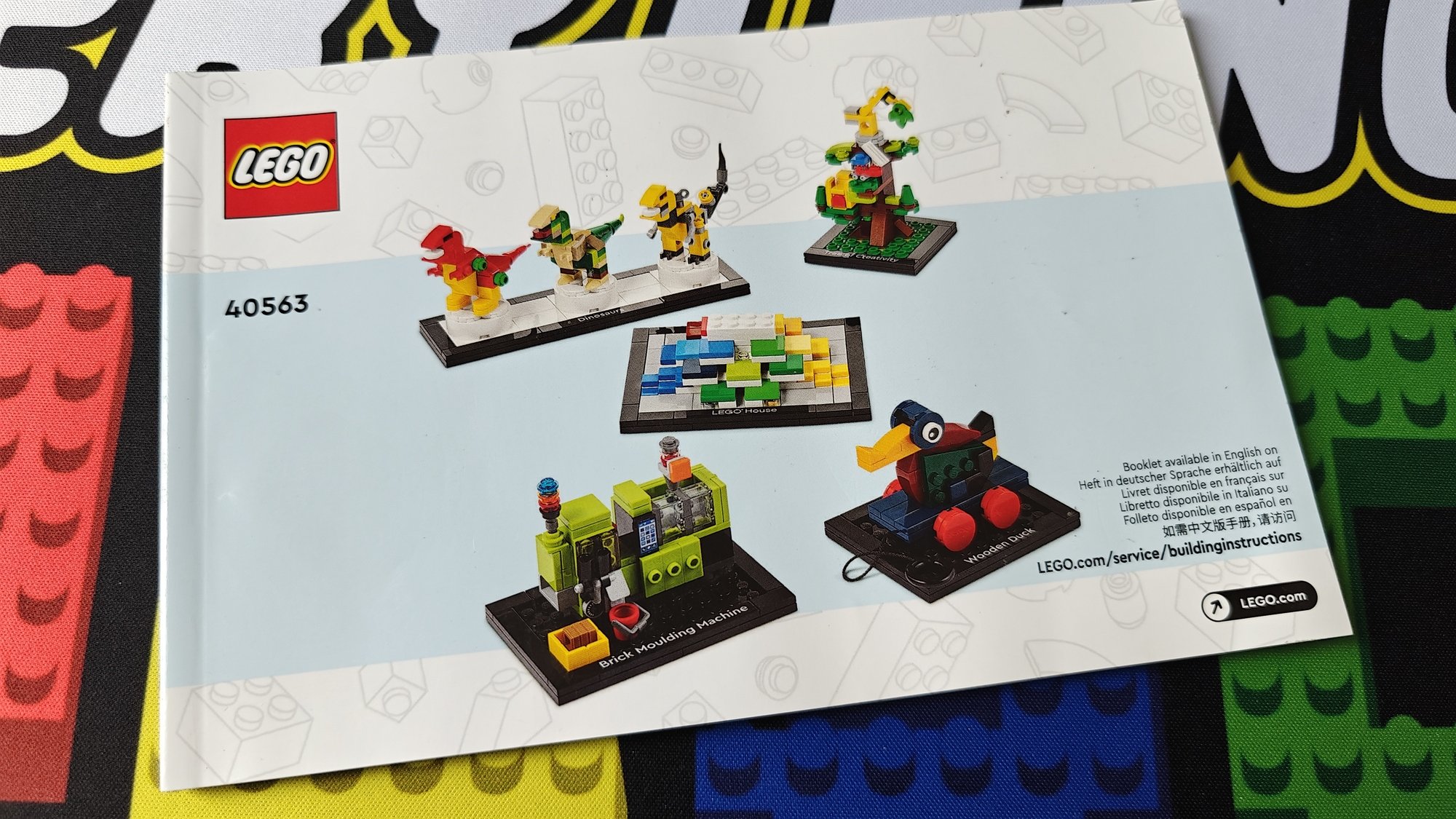 Photo of booklet number 40563 with name Tribute to LEGO House