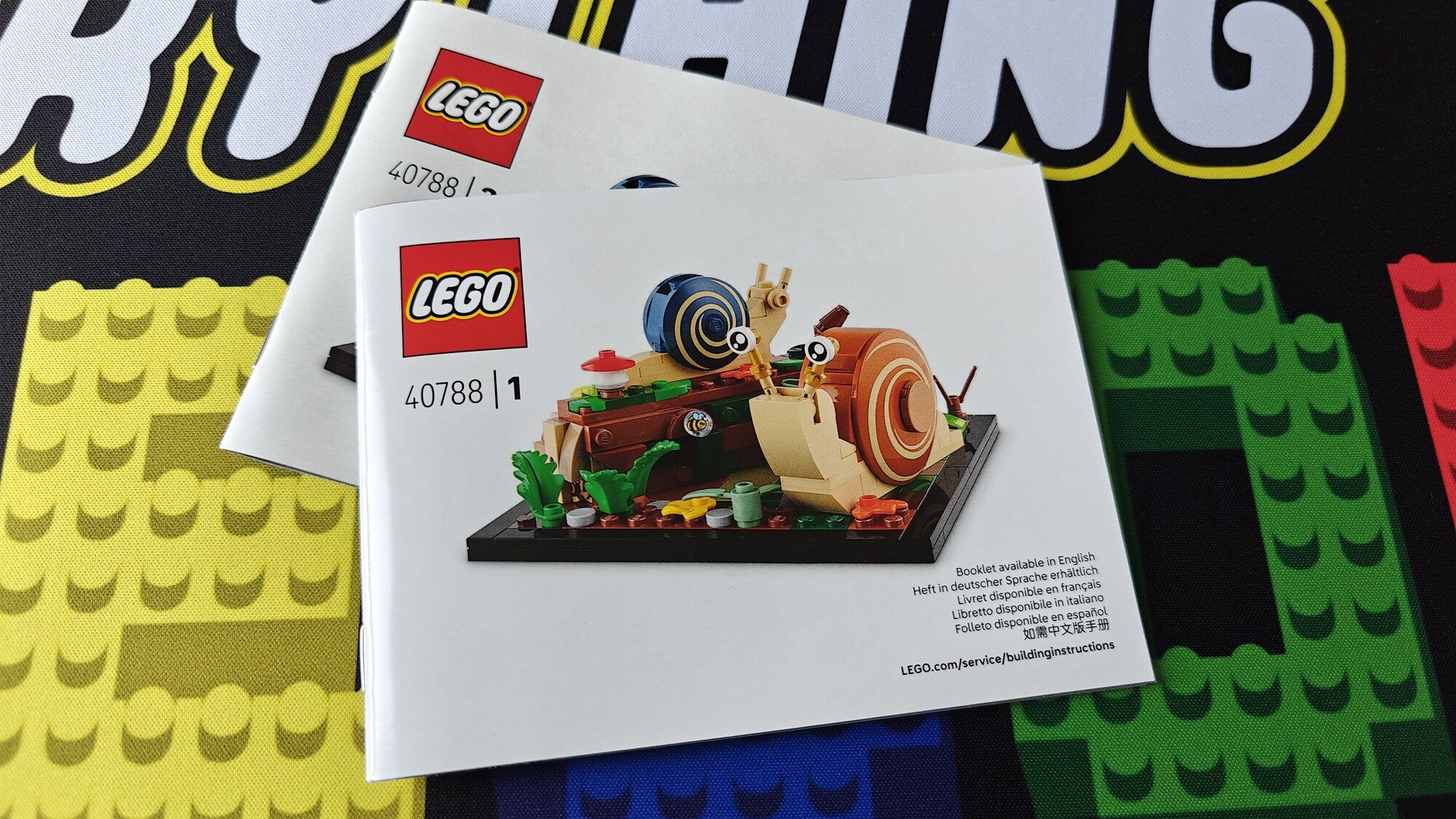 Photo of booklet number 40788 with name Friendly Snails