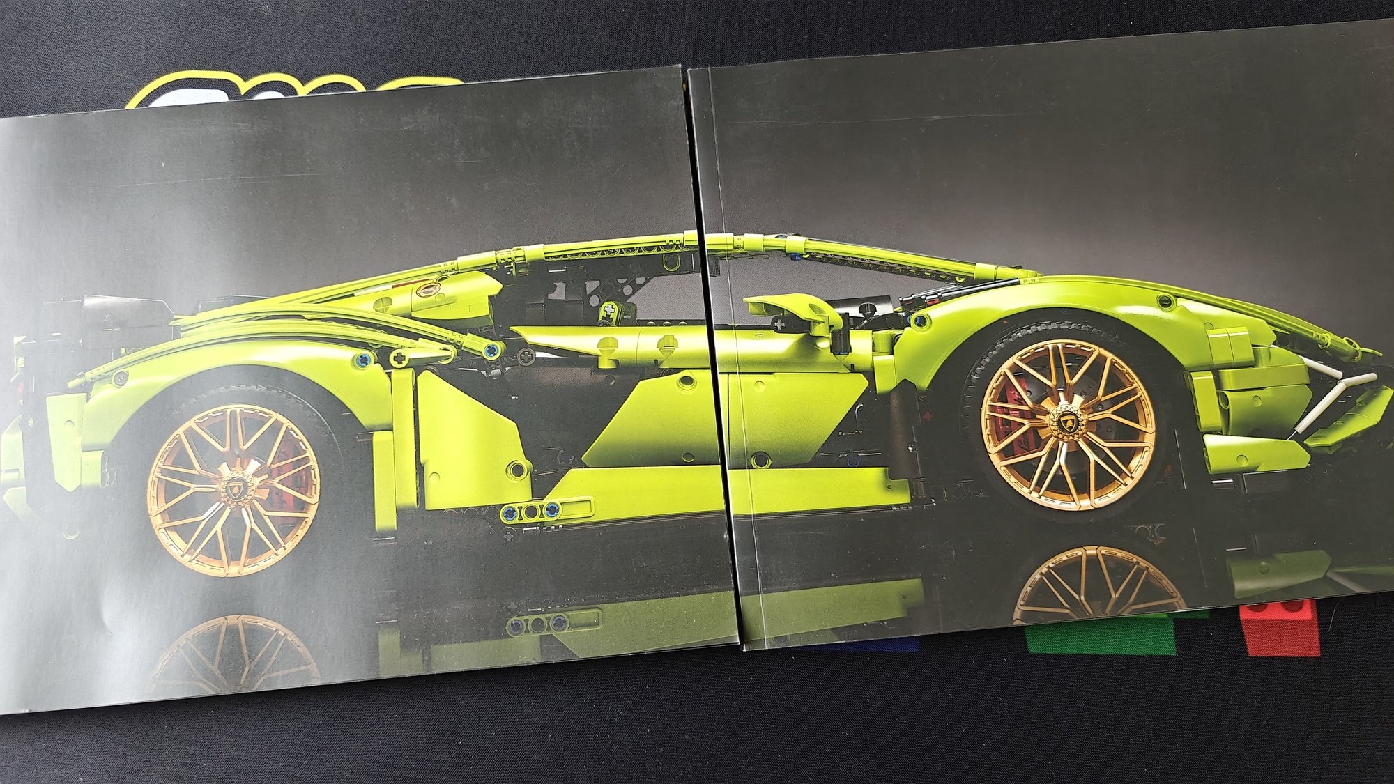 Foto del libretto numero 42115 con il nome Lamborghini Sián FKP 37 (Lamborghini Sián FKP 37)