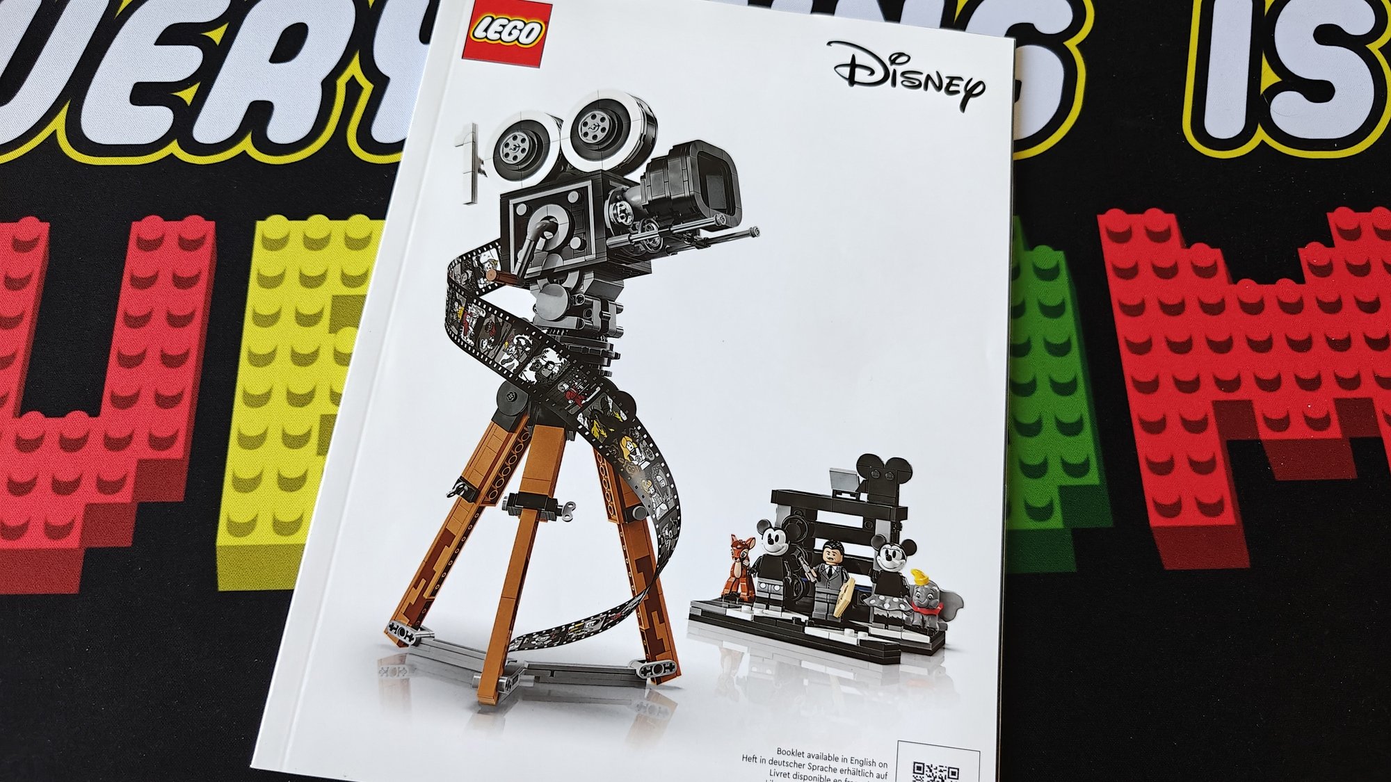 Photo of booklet number 43230 with name Walt Disney Tribute Camera