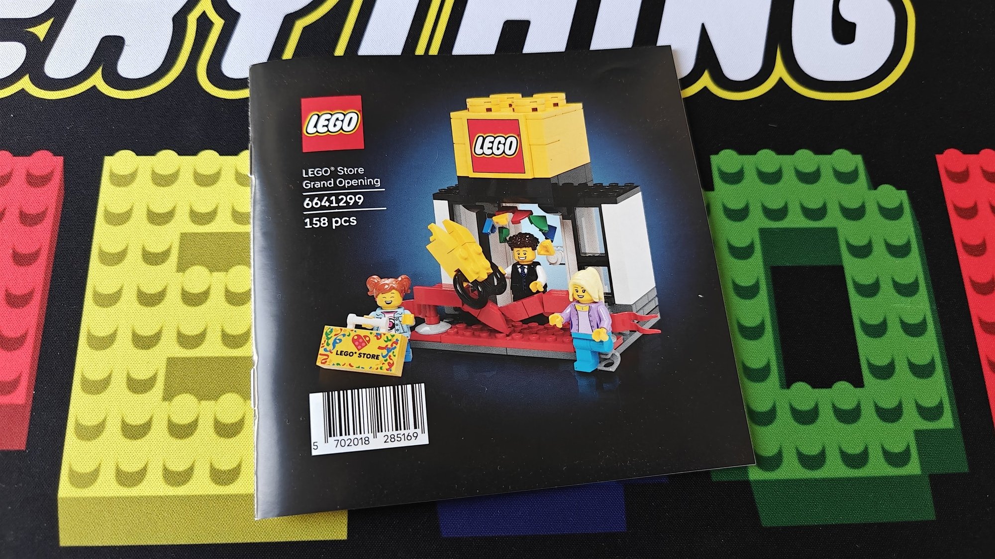 Foto do livreto número 5010172 com o nome LEGO Store Grand Opening (Grande Inauguração da Loja LEGO)