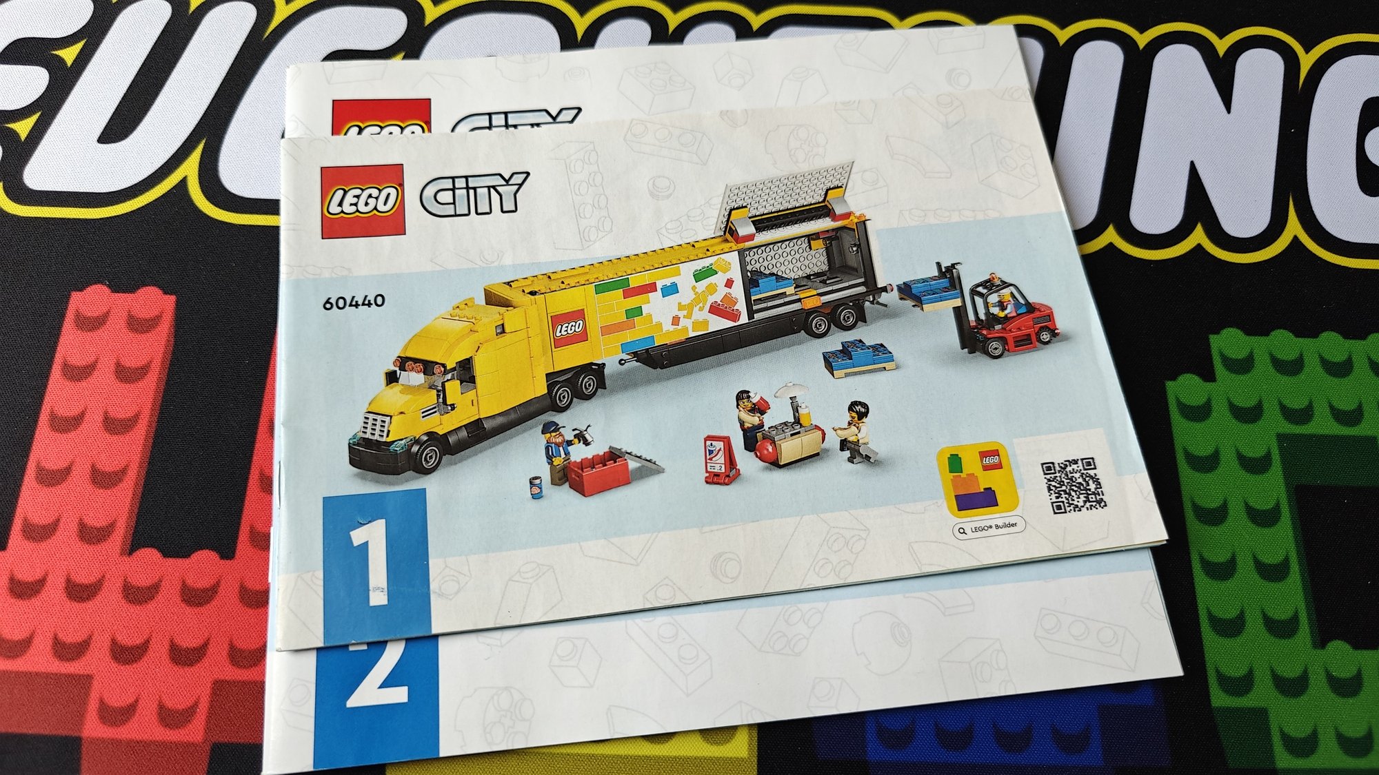 Foto del libretto numero 60440 con il nome LEGO Delivery Truck (Camion di Consegna LEGO)