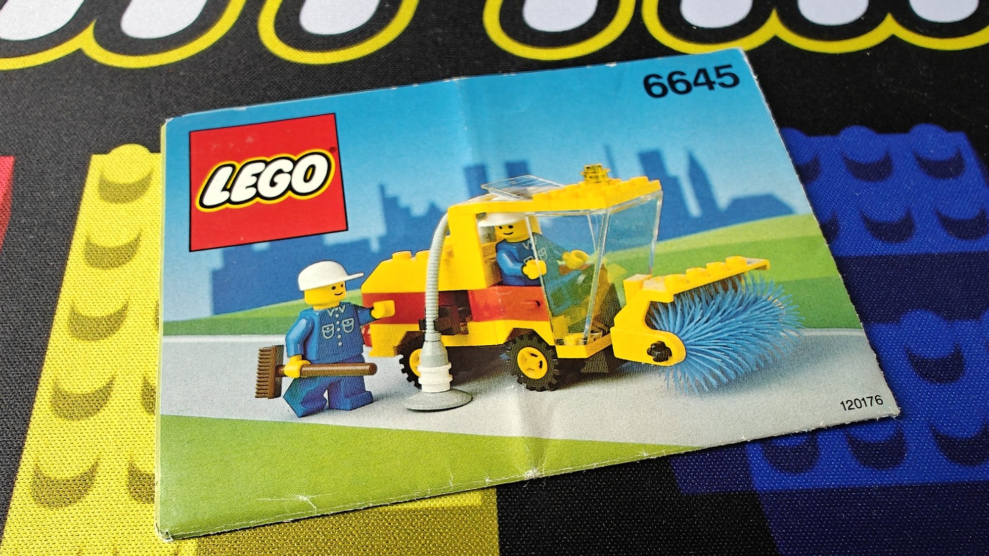 Photo of booklet number 6645 with name Street Sweeper