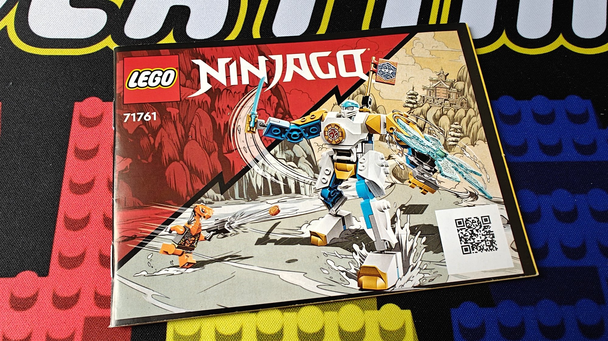 Photo of booklet number 71761 with name Zane's Power Up Mech EVO